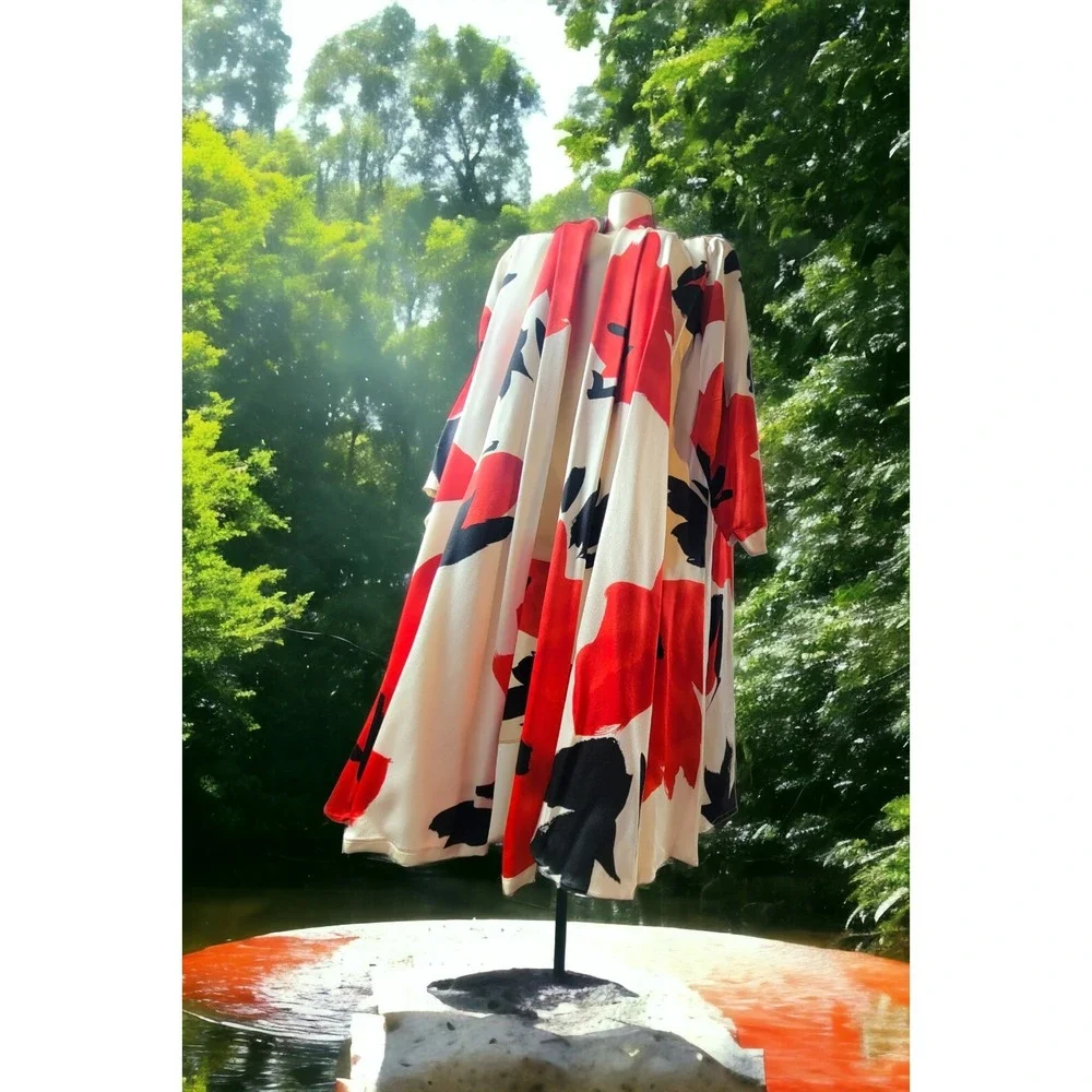 Vintage USA Pure SILK Voluminous Donna Karan Bold Floral Jacket Kimono Overpiece